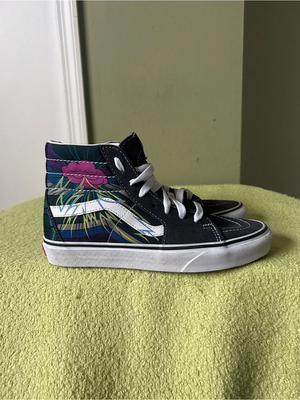 New Vans Women’s Navy Blue green with purple Slip-On Sneakers